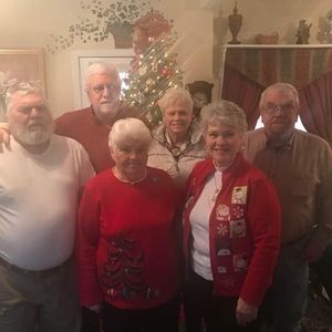 Meet your Posher, Debbie